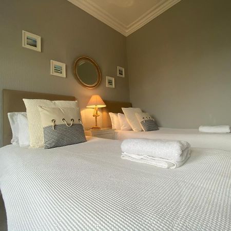 Bed and Breakfast The Old Rectory Largs Exterior foto