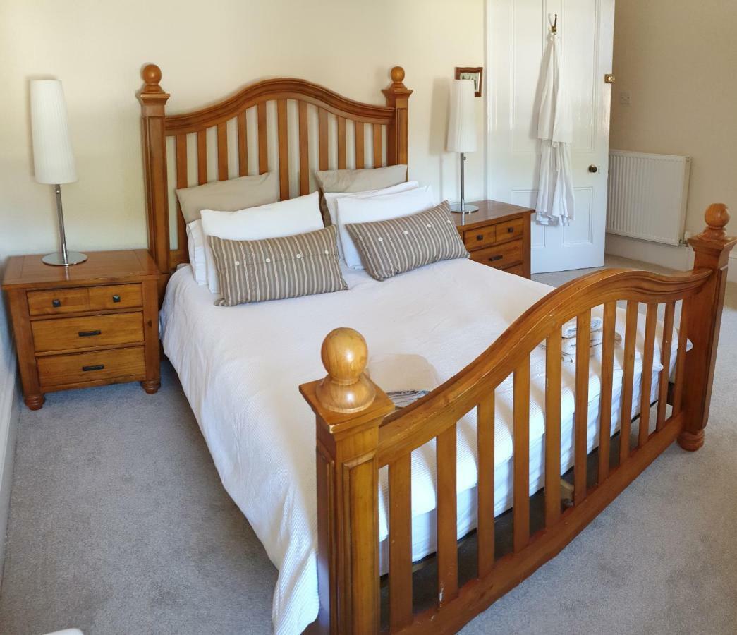 Bed and Breakfast The Old Rectory Largs Exterior foto